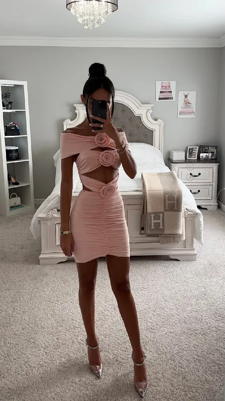 CYANEE PEACH OFF SHOULDER MINI DRESS