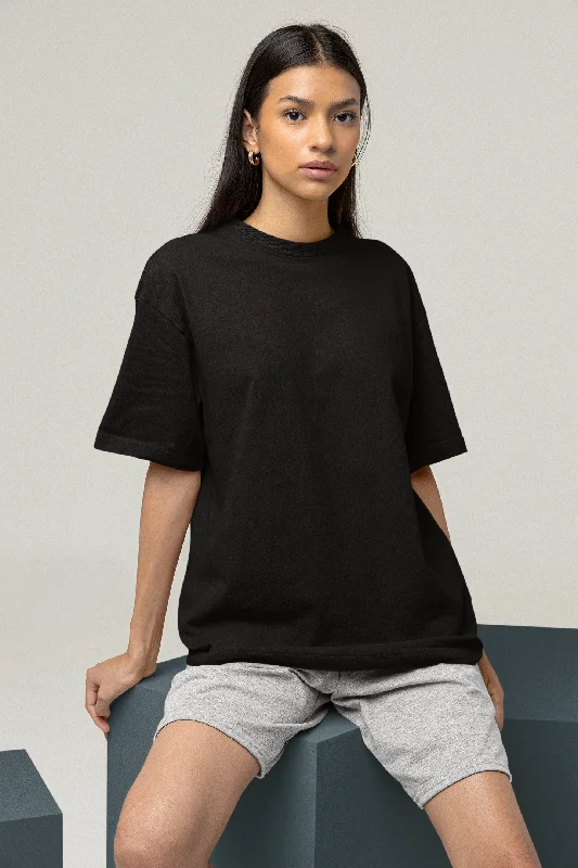 Basic Oversized T-shirt: Black