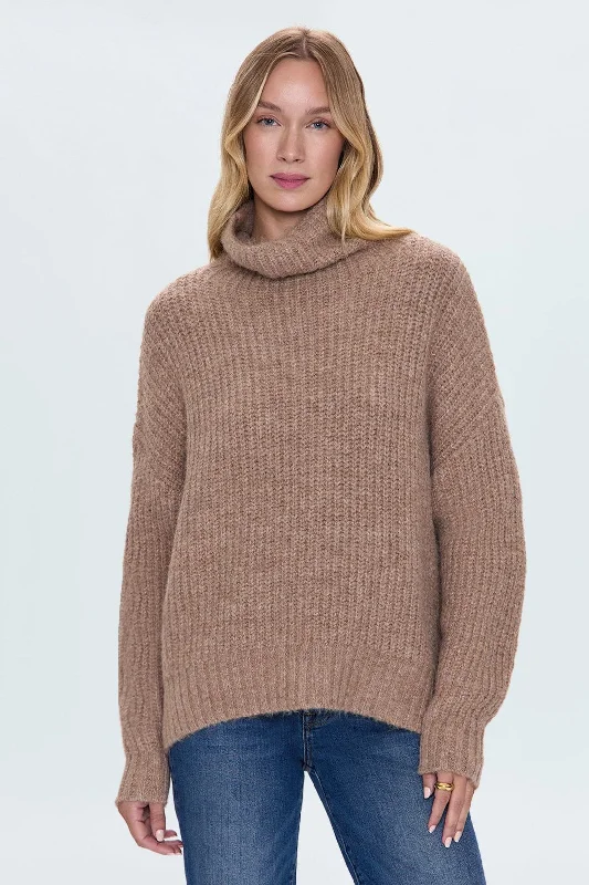 Ashley Turtleneck - Camel